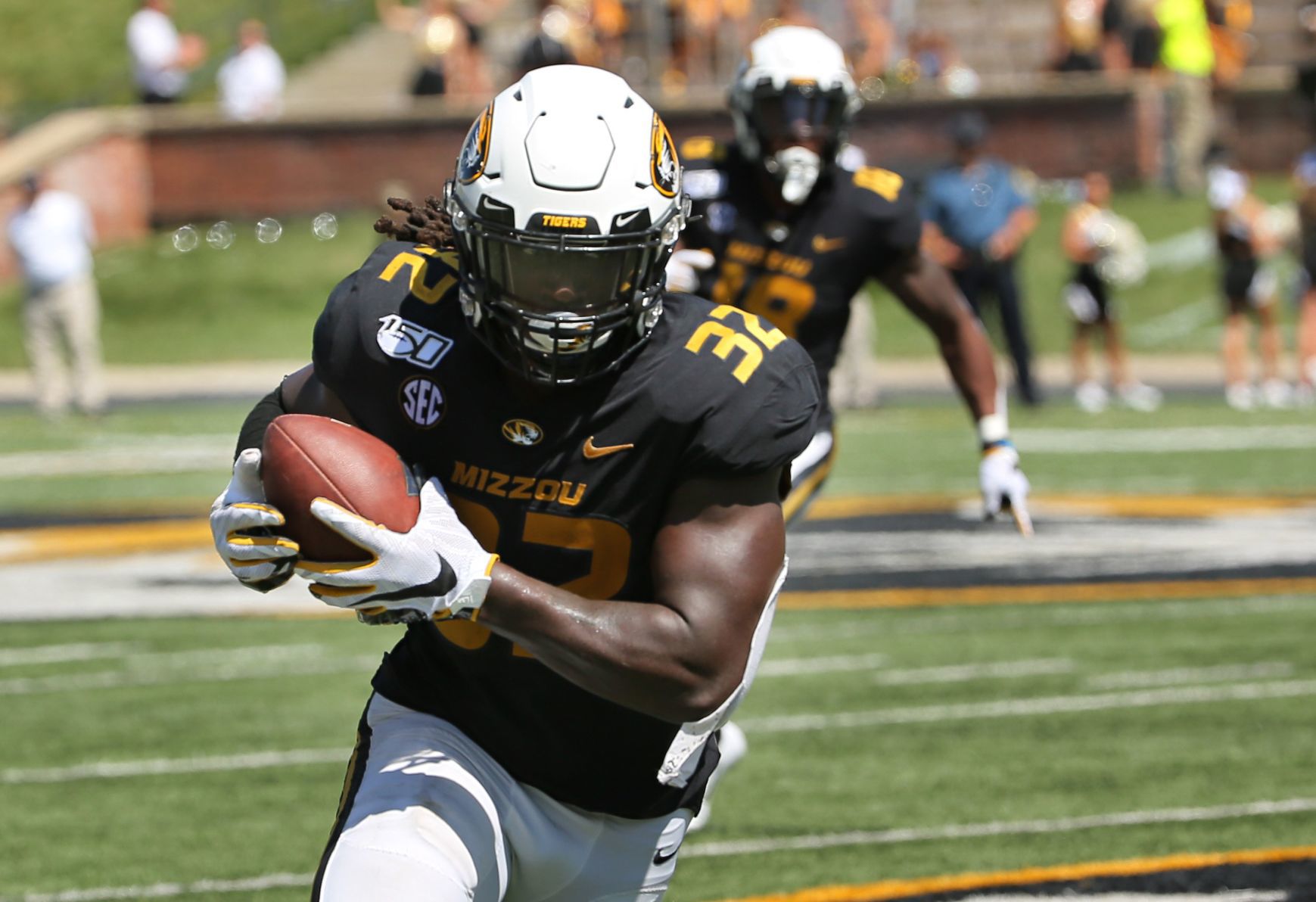 West Virginia Mountaineers vs Missouri Tigers